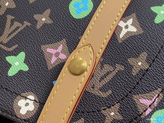 WIS CHRISTOPHER Backpack-41*48*13CM LOUIS VUITTON 0315